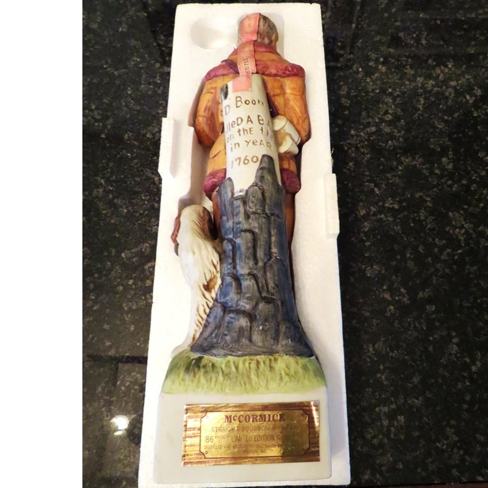 Vintage McCormick Daniel Boone Bourbon Whiskey Decanter w/ Box 86 Proof‎ Empty - Picture 5 of 16